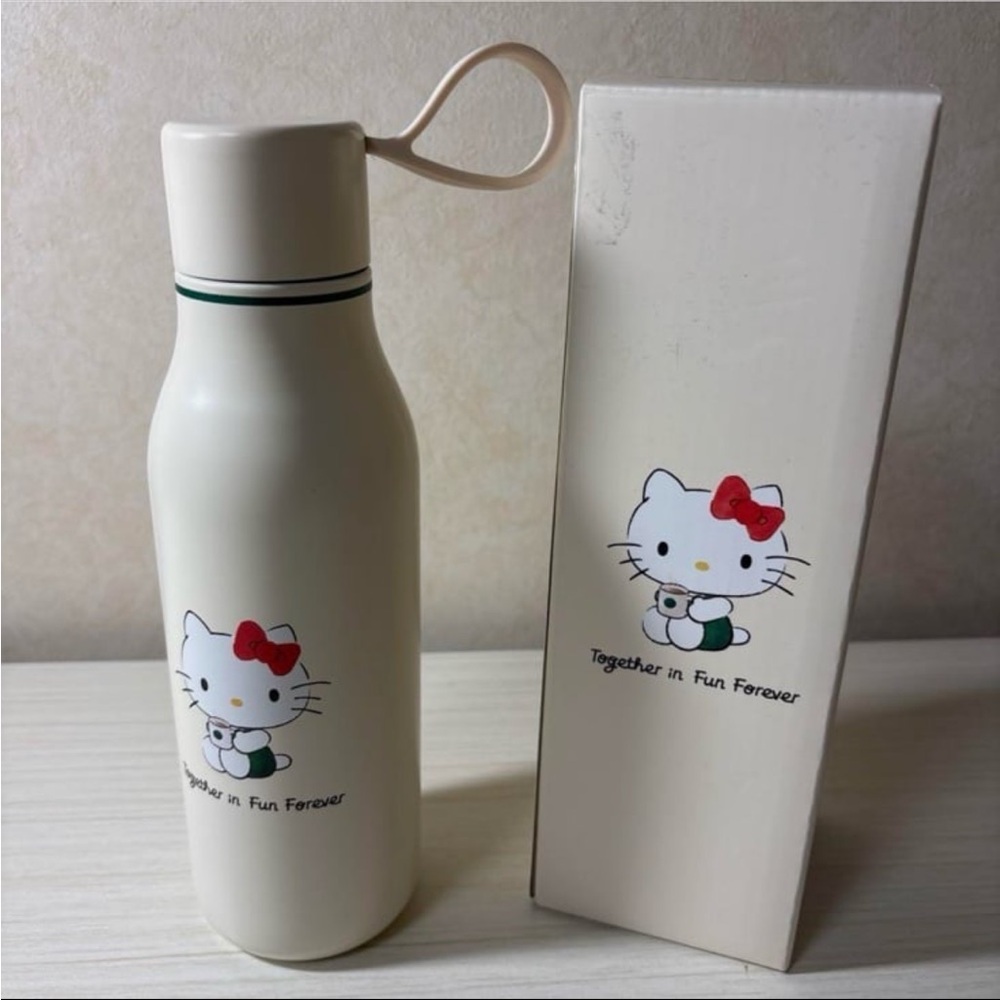 BRAND NEW Starbucks X Hello Kitty Stainless Steel Water Bottle